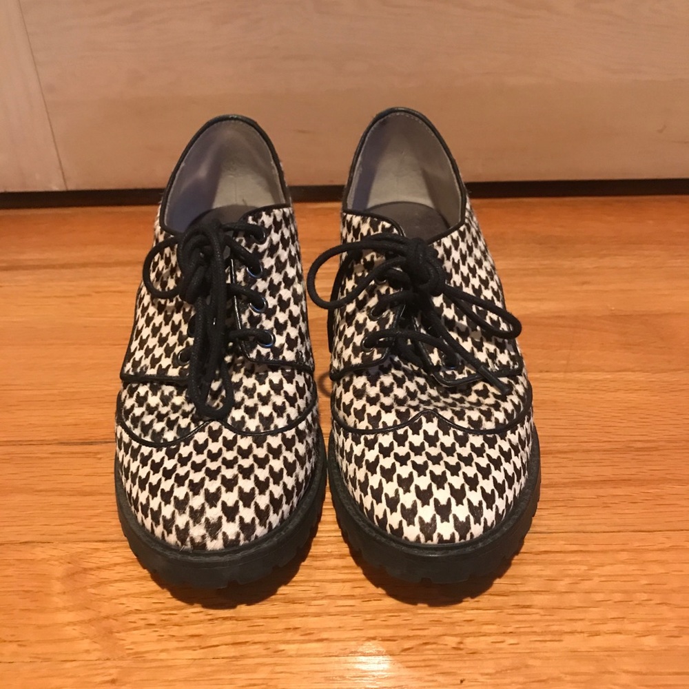 Michael Kors Black and White Heeled Oxfords